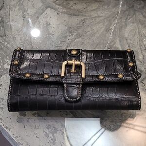 𝅺new Wallet  Crock  Embossed Studded Material